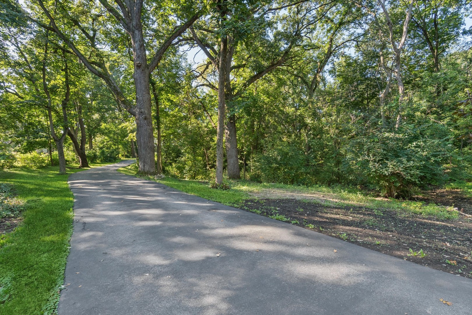 25 W 500 Royce Road Naperville IL 60565