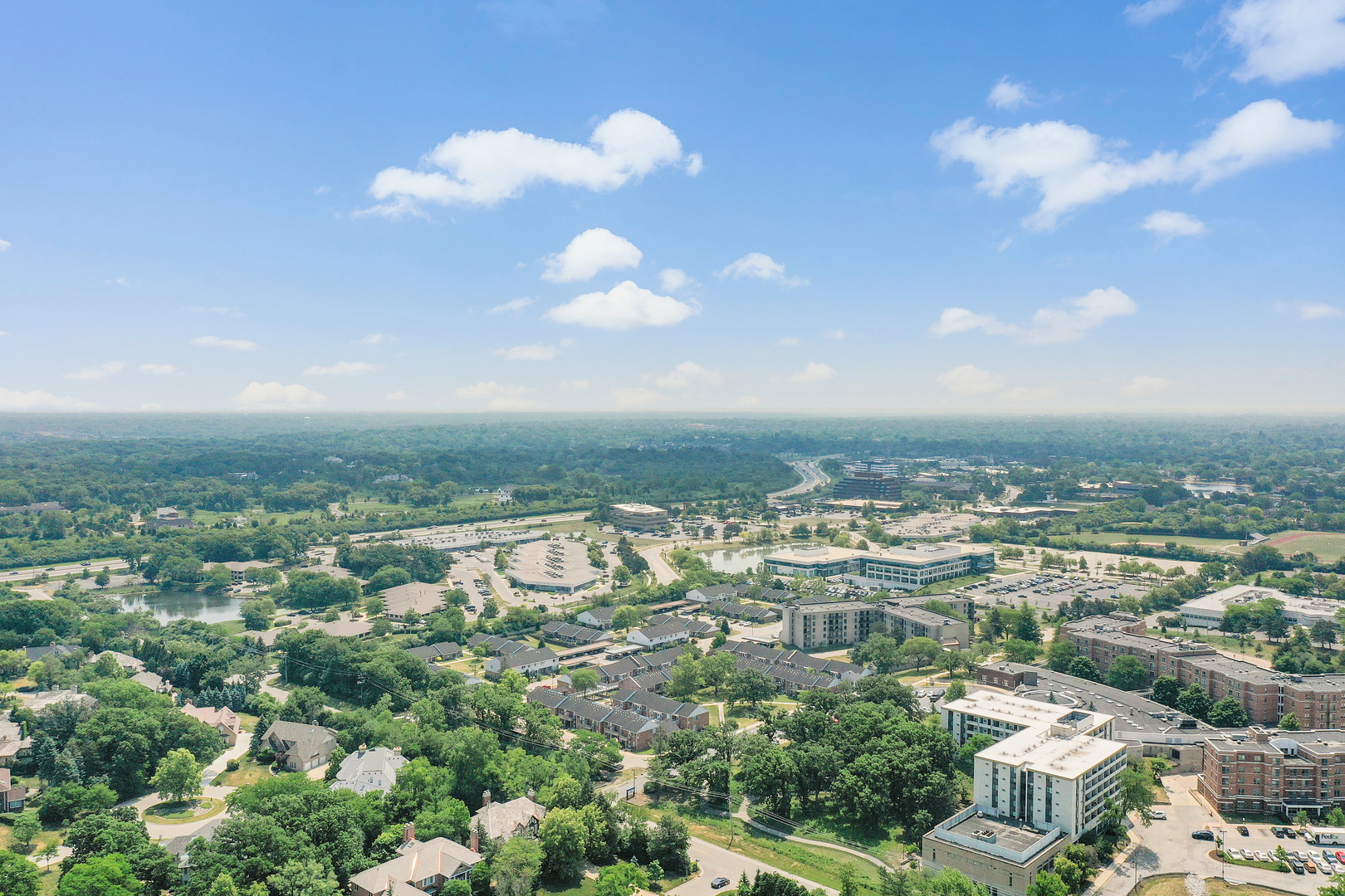 910 Saint Stephens Green Oak Brook IL 60523