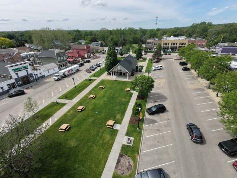 406 Barrington Avenue East Dundee IL 60118