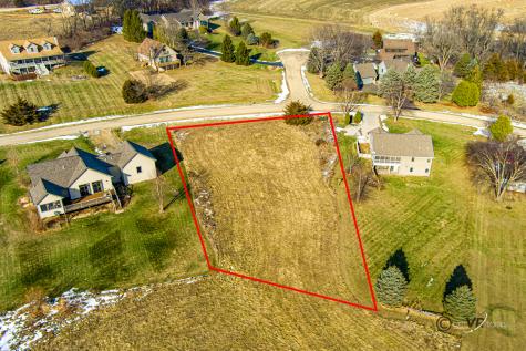 3 Beacon Trail Galena IL 61036