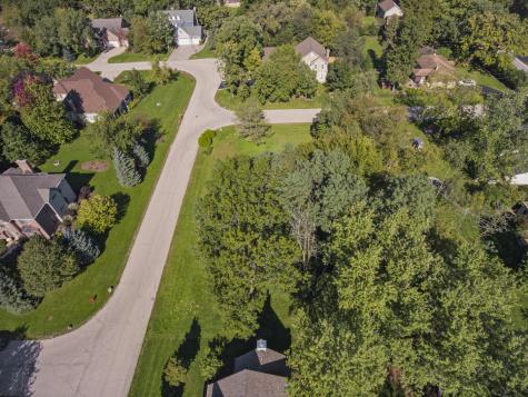 8794 Shade Tree Circle Lakewood IL 60014