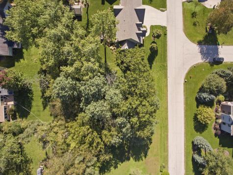 8794 Shade Tree Circle Lakewood IL 60014
