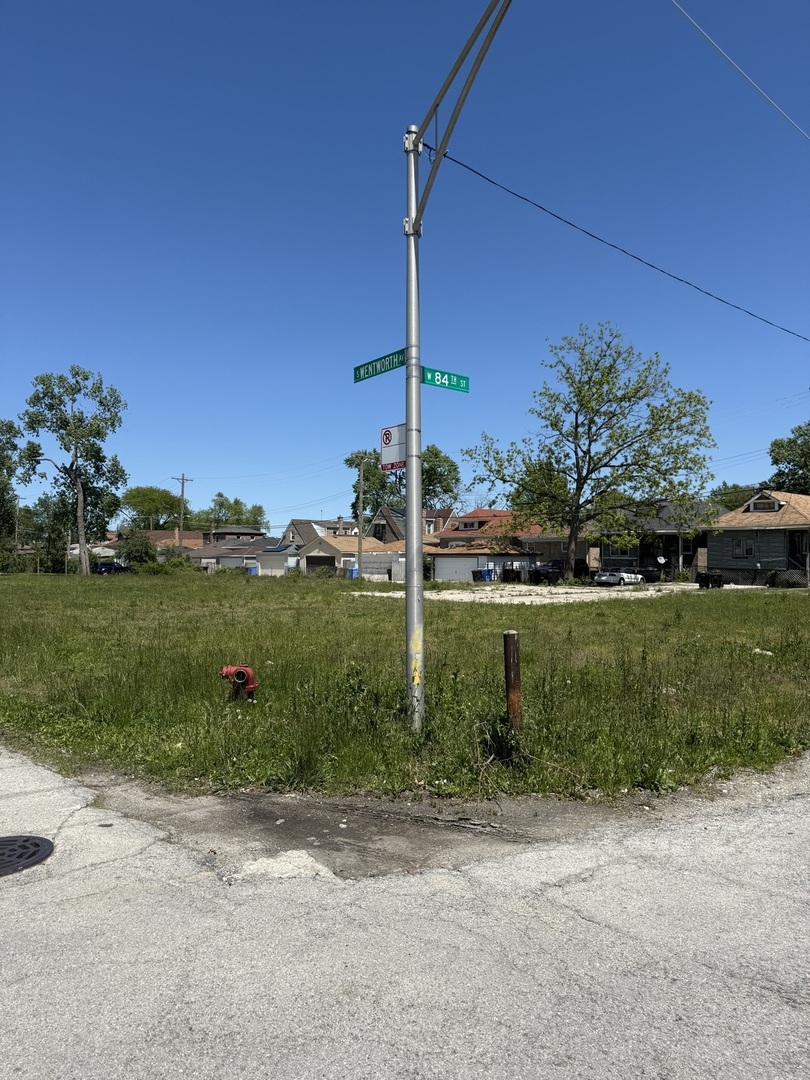 8339 South Wentworth Avenue Chicago IL 60620