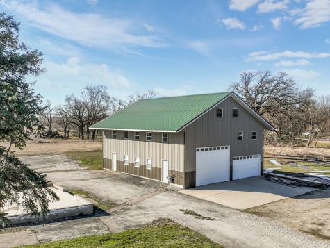 42W690 Route 64 St. Charles IL 60175