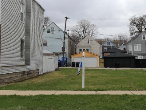 5244 South Honore Street Chicago IL 60609