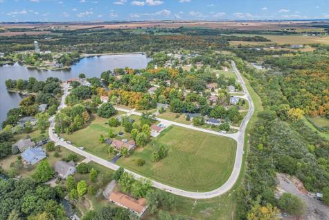 132 Comanche Trail Loda IL 60948