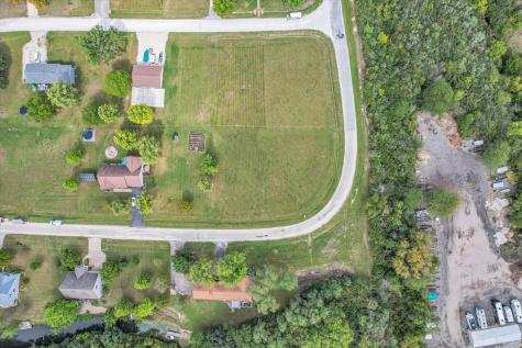 132 Comanche Trail Loda IL 60948