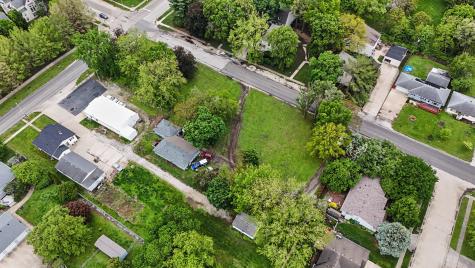 2404 West John Street Champaign IL 61821
