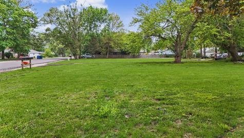 2404 West John Street Champaign IL 61821