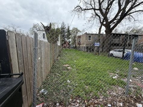 425 North Lawndale Avenue Chicago IL 60624