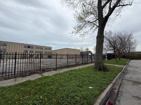 425 North Lawndale Avenue Chicago IL 60624