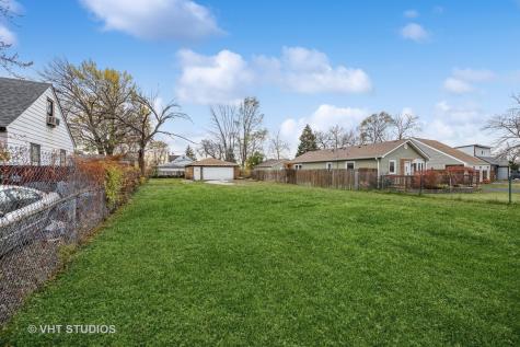 7125 West 74th Street Chicago IL 60638