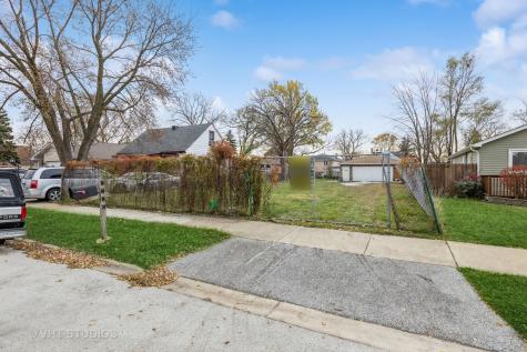 7125 West 74th Street Chicago IL 60638