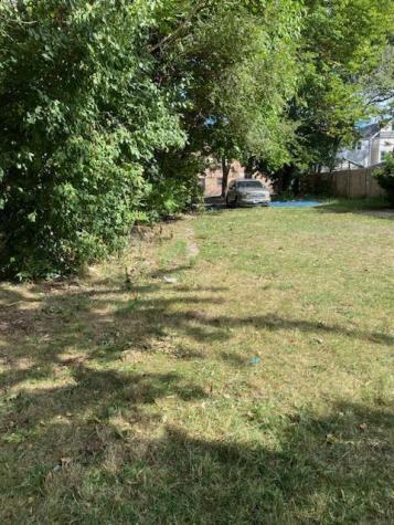 3038-3040 East 79th Place Chicago IL 60617
