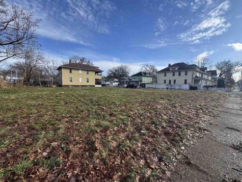 1425 11TH Street Rock Island IL 61201
