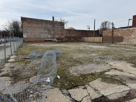 131 East 43rd Street Chicago IL 60653