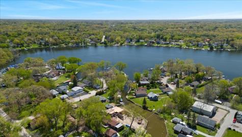 39457 North Forest Avenue Antioch IL 60002