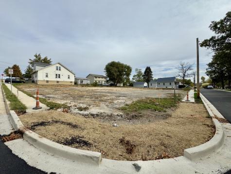 999 6TH Street Peru IL 61354