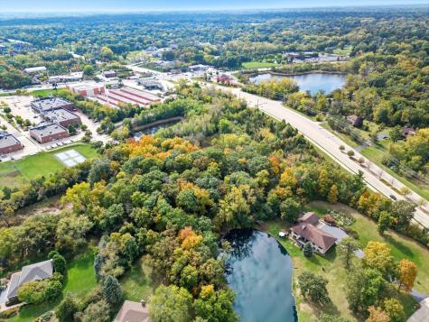 21041-51 North Quentin Road Lake Zurich IL 60047