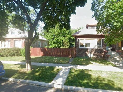 8356 South Paxton Avenue Chicago IL 60617