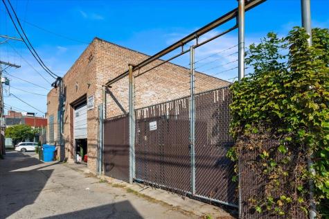 629 North Ashland Avenue Chicago IL 60622