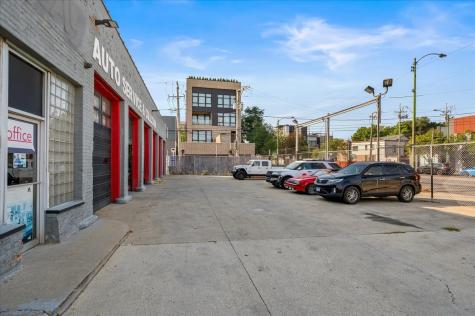 629 North Ashland Avenue Chicago IL 60622
