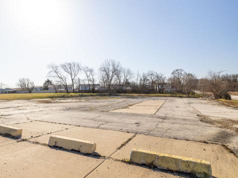 Lot 8 South Kean Avenue Hickory Hills IL 60457