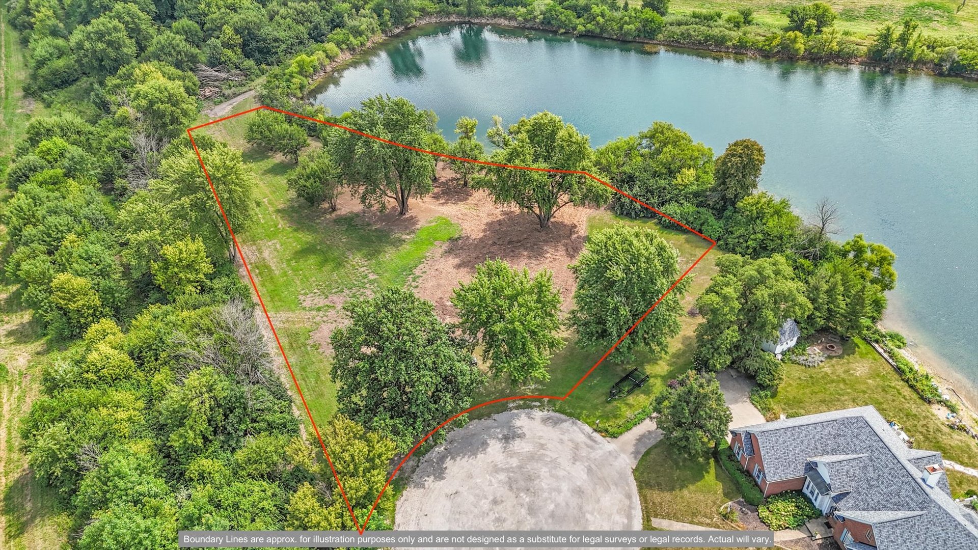50 Moss Lake Drive Farmer City IL 61842