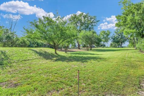 50 Moss Lake Drive Farmer City IL 61842