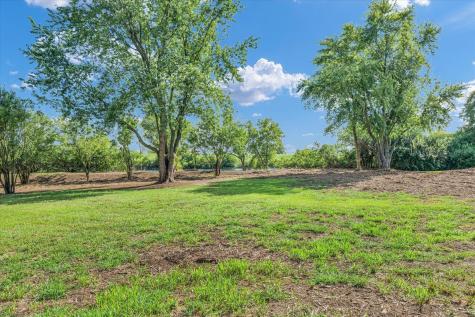 50 Moss Lake Drive Farmer City IL 61842