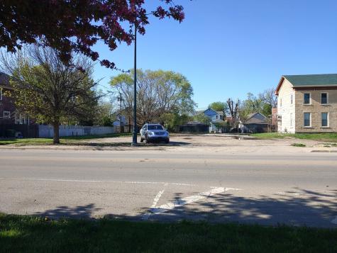 557 East Jackson Street E Joliet IL 60432