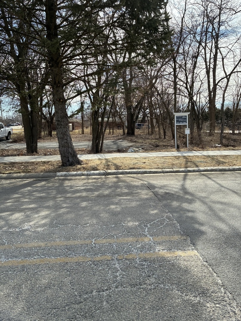 Willowcrest Commons #2 Willowcrest Lane Mokena IL 60448