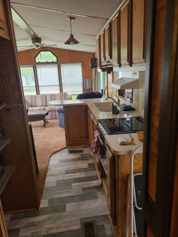 4/213 Woodhaven Sublette IL 61367