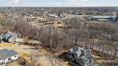 7 Chippiannock Trail Rock Island IL 61201