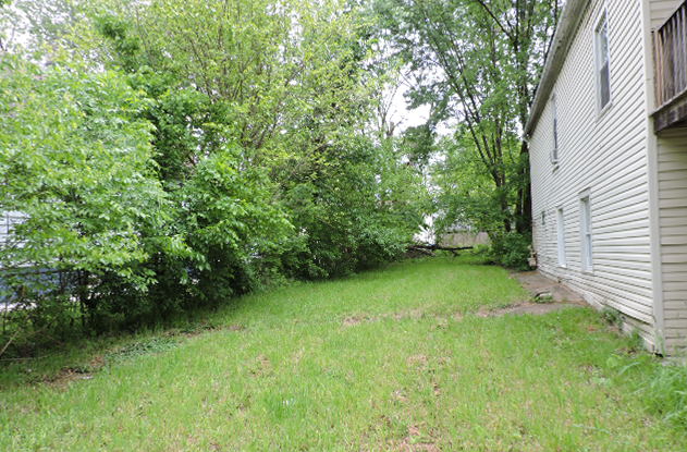 222 West 110th Street Chicago IL 60628