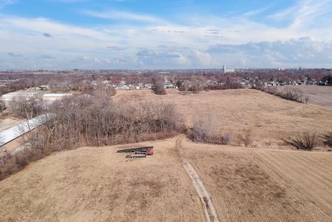 1723 Six Points Road Bloomington IL 61701