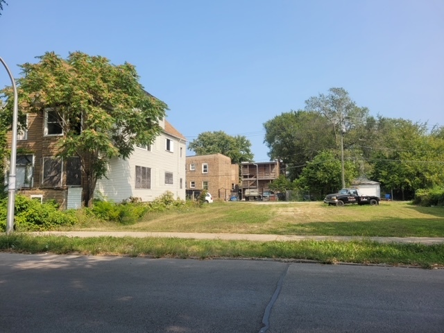 5943-45 South Loomis Boulevard Chicago IL 60636