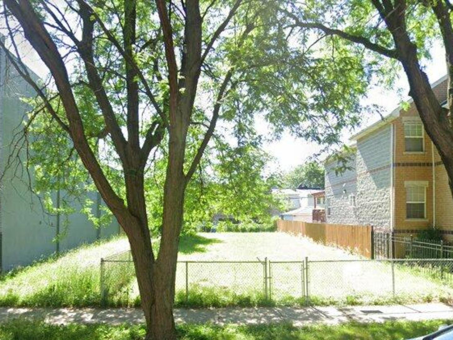 3630 South Giles Avenue Chicago IL 60653