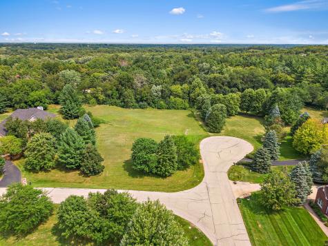 4315 South Heritage Hills Road Crystal Lake IL 60012