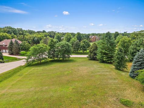 4315 South Heritage Hills Road Crystal Lake IL 60012