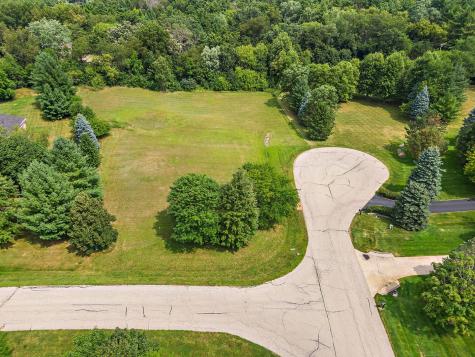 4315 South Heritage Hills Road Crystal Lake IL 60012