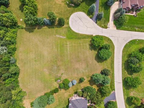 4315 South Heritage Hills Road Crystal Lake IL 60012