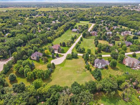 4315 South Heritage Hills Road Crystal Lake IL 60012