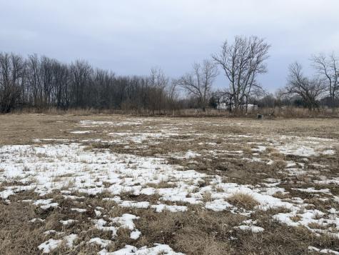 3 Crossing Court Peru IL 61354