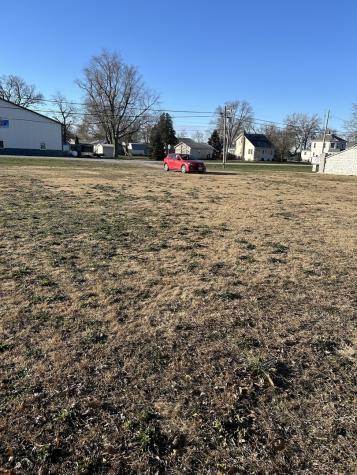 175 East 3rd Avenue Clifton IL 60927
