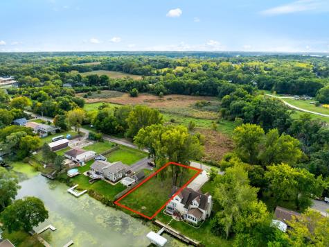 26118 West Oak Avenue Antioch IL 60002