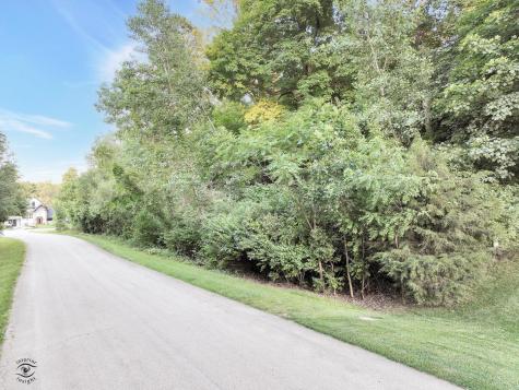 1268 Deer Path Kankakee IL 60901
