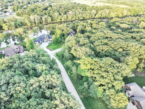 1268 Deer Path Kankakee IL 60901