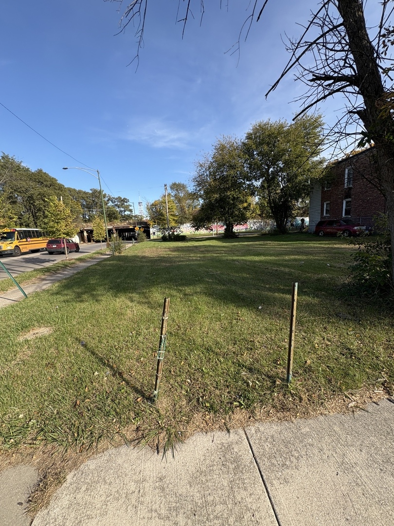 7603 South Lowe Avenue Chicago IL 60620