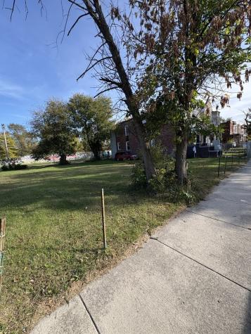 7603 South Lowe Avenue Chicago IL 60620